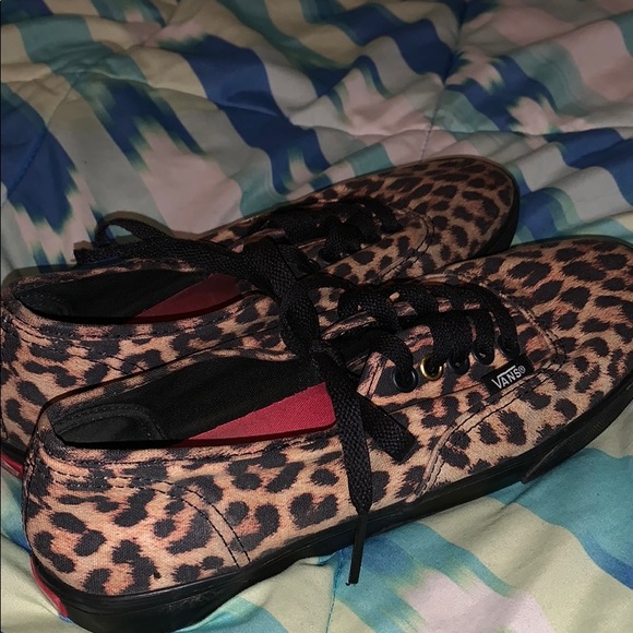 leopard vans - Picture 2 of 5